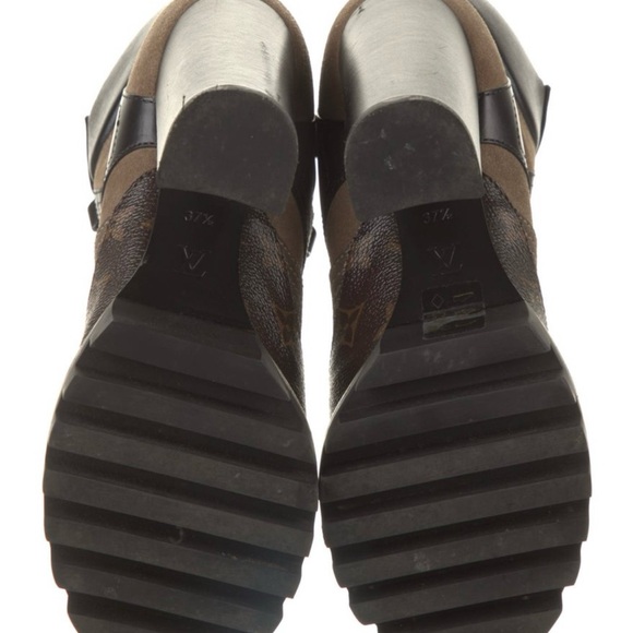 Louis Vuitton Star Trail Ankle Boot - Picture 15 of 15